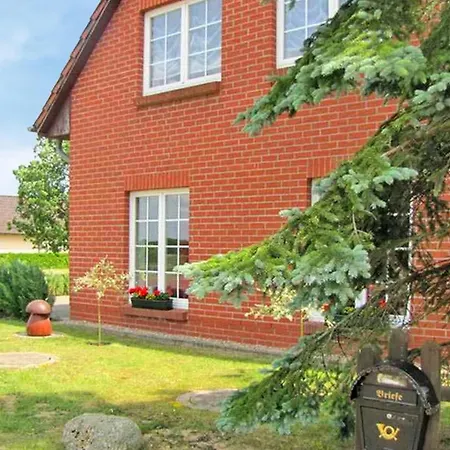 2 Bedroom Gorgeous In Mirow Ot